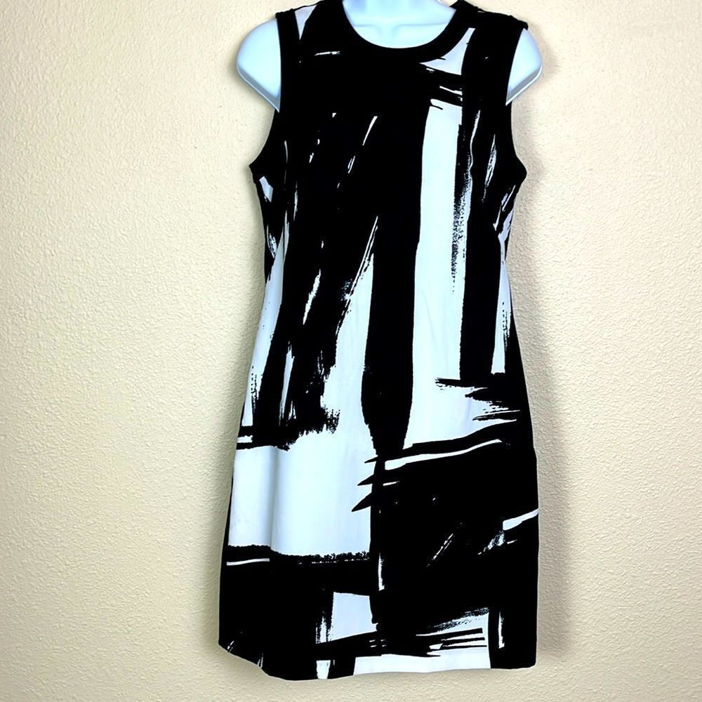 Banana Republic geometric black and white sheath dress size 6